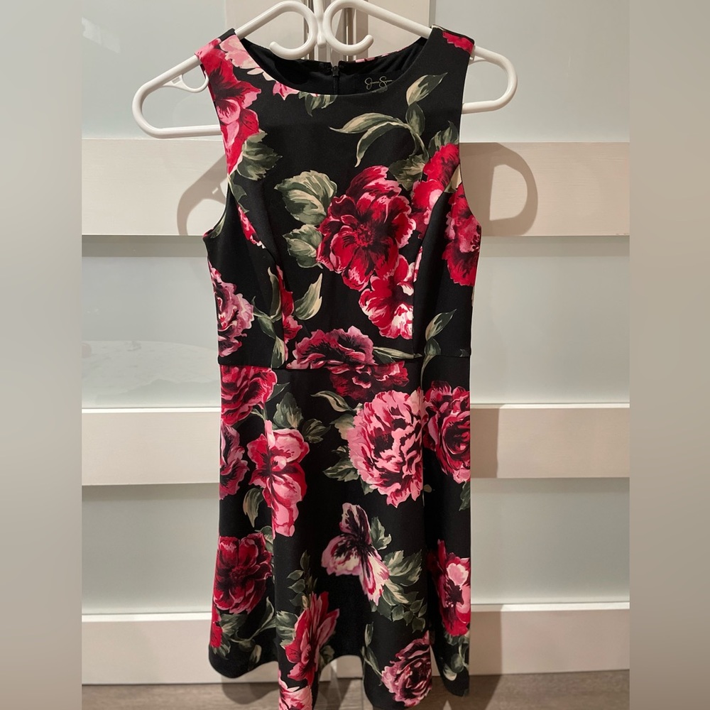 Floral detail Jessica Simpson dress size small